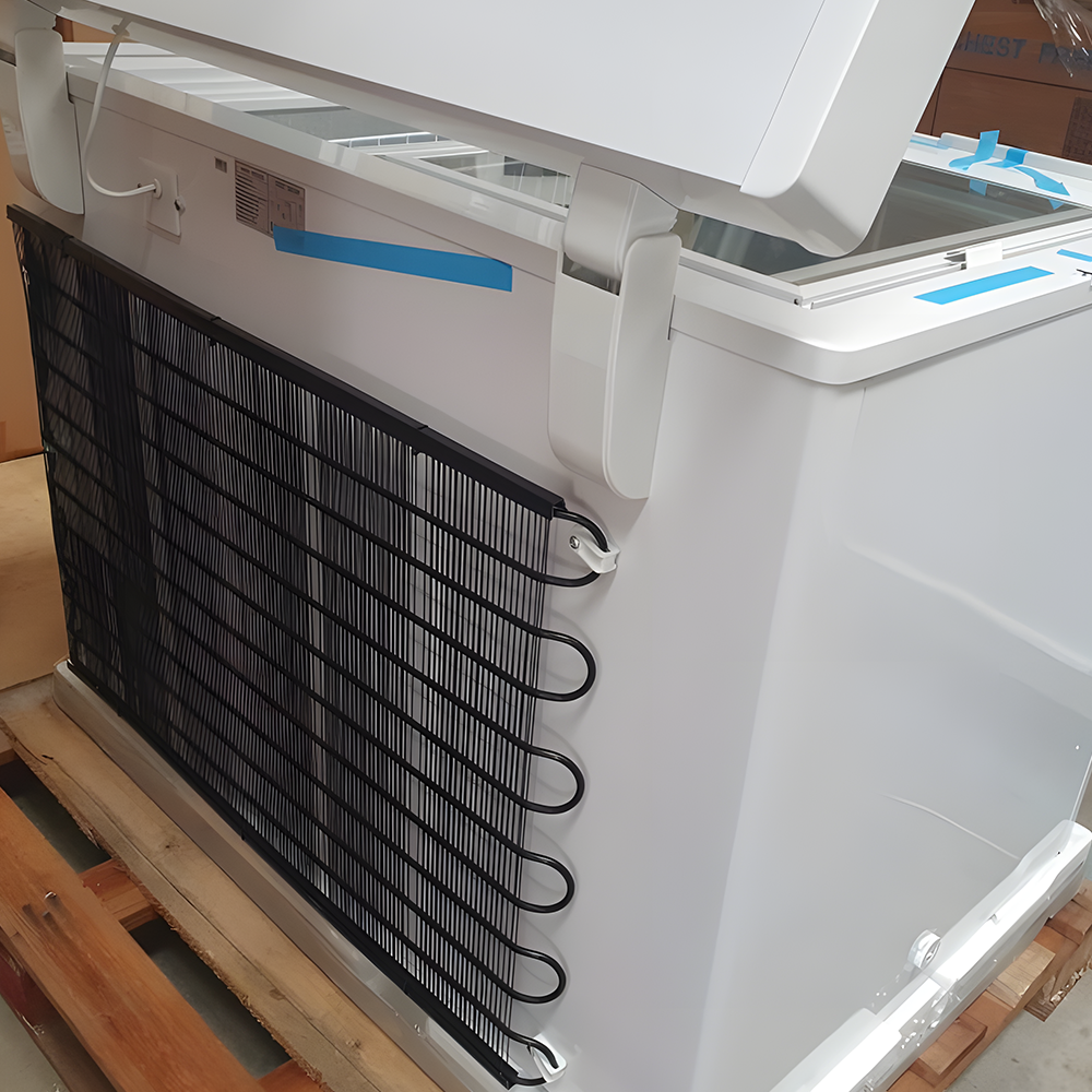 170L Chest Freezer Side View with Cooling Coils – A 170L chest freezer showing a close-up of the cooling coils and ventilation system on the side.